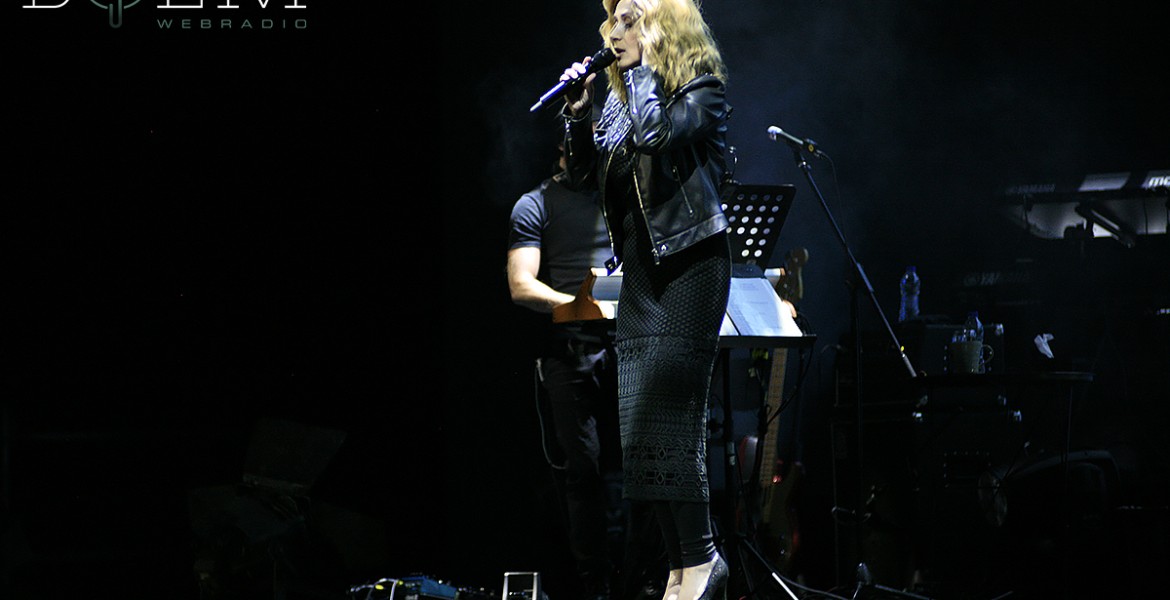 Lara Fabian @ P. Faliro