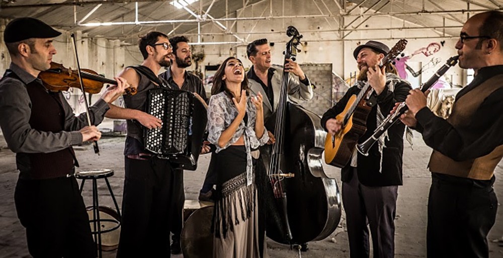 Barcelona Gipsy balkan Orchestra