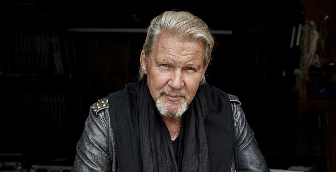 Ο Johnny Logan στο Θέατρο Παλλάς